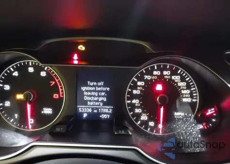 2013 Audi A4 2.0T Premium z USA, uszkodzony, nr VIN WAUAFAFL4DA179778